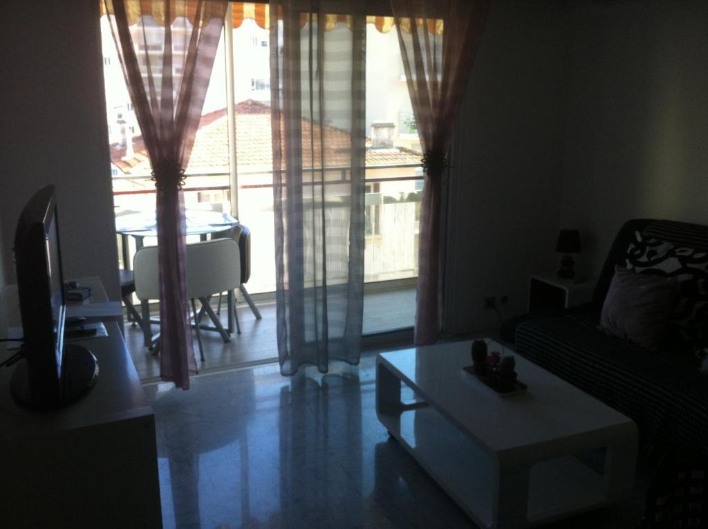 Appartement Les Palmiers Juan-les-Pins Exterior foto